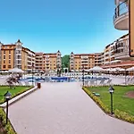Bella - 3 Pools, 2 Bedrooms & 2 Bathrooms *
