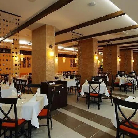 Bella - 3 Pools, 2 Bedrooms & 2 Bathrooms * Slantchev Briag