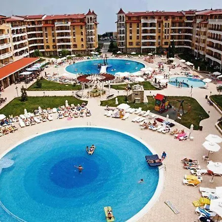 Appartement Bella - 3 Pools, 2 Bedrooms & 2 Bathrooms Slantchev Briag