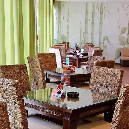 Bella - 3 Pools, 2 Bedrooms & 2 Bathrooms Appartement Slantchev Briag