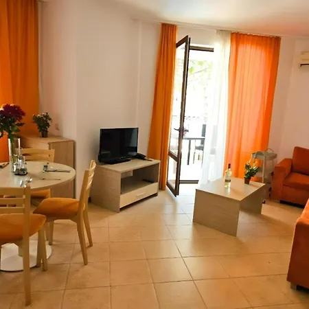Appartement Bella - 3 Pools, 2 Bedrooms & 2 Bathrooms *