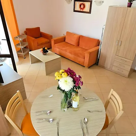 Apartment Bella - 3 Pools, 2 Bedrooms & 2 Bathrooms
