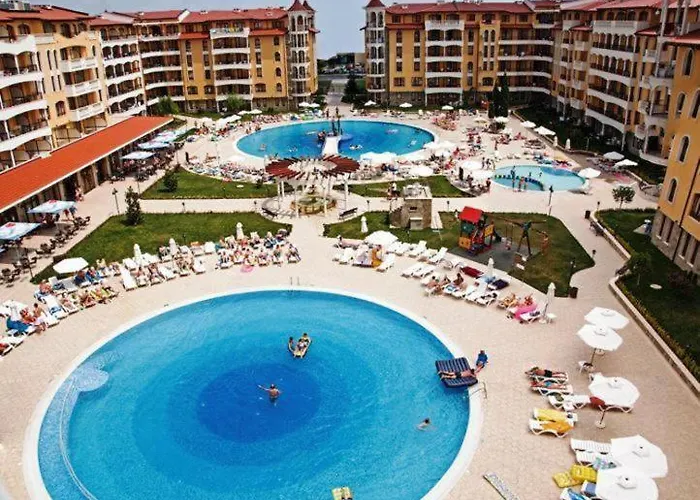 Apartman Bella - 3 Pools, 2 Bedrooms & 2 Bathrooms Napospart