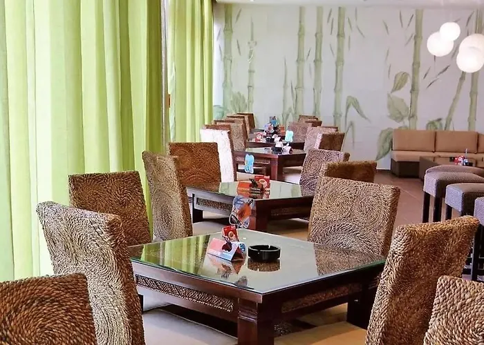 Bella - 3 Pools, 2 Bedrooms & 2 Bathrooms Apartamento Sunny Beach